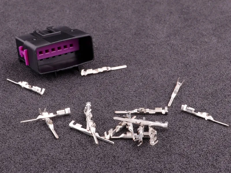 Kontaktdon 16-pin stiftdon Delphi GT150