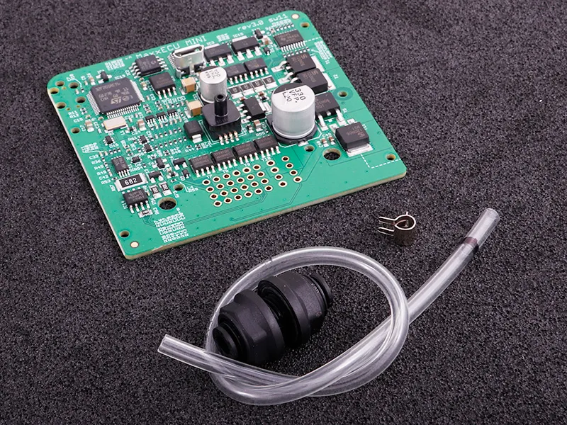 MaxxECU MINI kort (för inbyggnad)